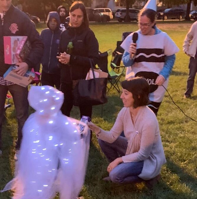 LaPointe Stops By Local Gladstone Park Fall Fest