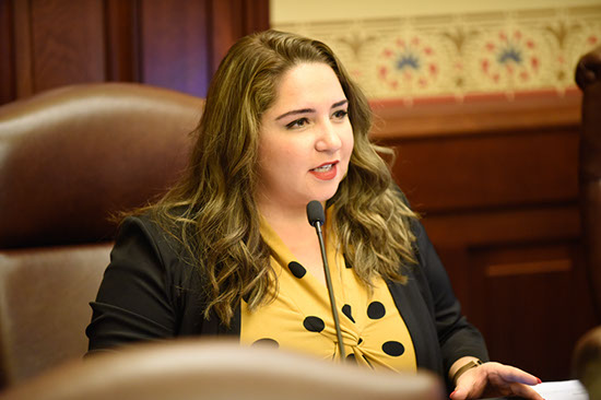 Leader Ramirez’s Emergency Housing Assistance Passes in the Illinois House