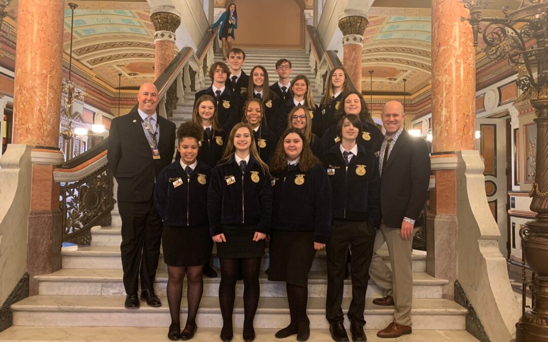 Yednock Hosts Streator FFA at Capitol Building