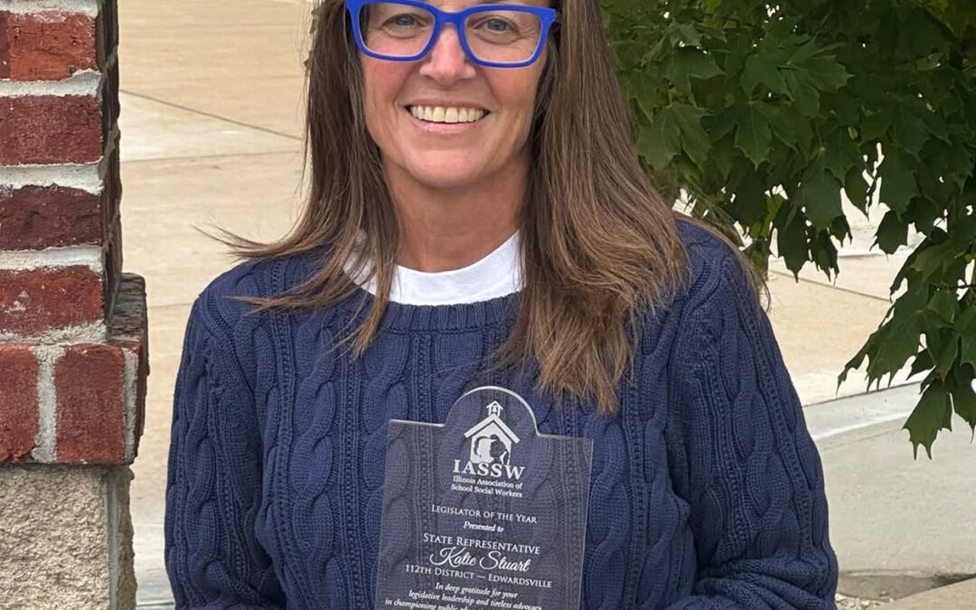 Stuart Named Legislator of the Year by the Illinois Association of School Social Workers